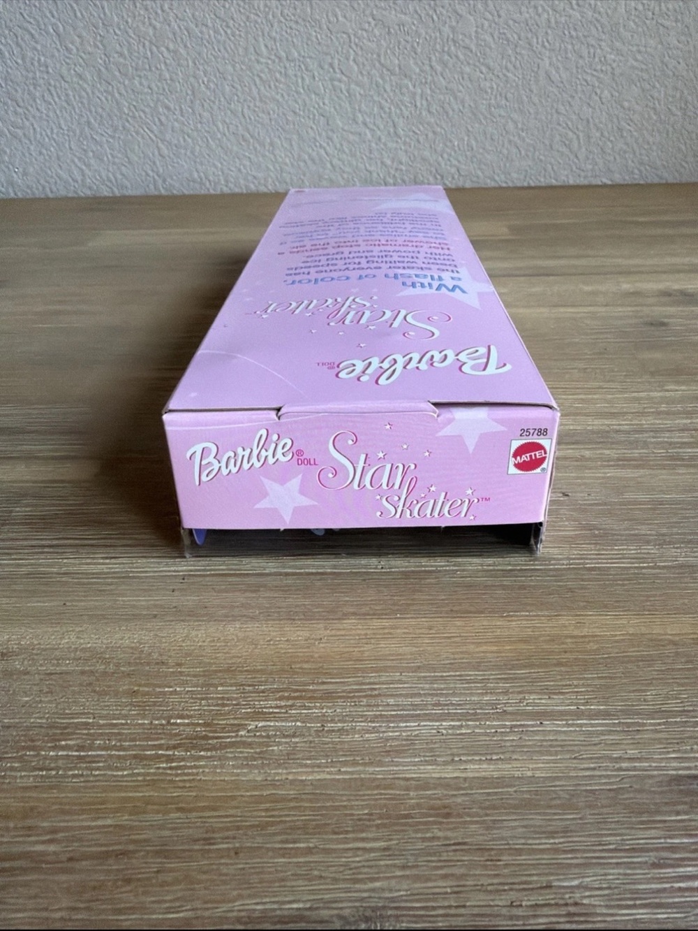 Barbie Star Skater Doll Wal-Mart Special Edition 25788 2000 NIB Ice Skating - Picture 7 of 7